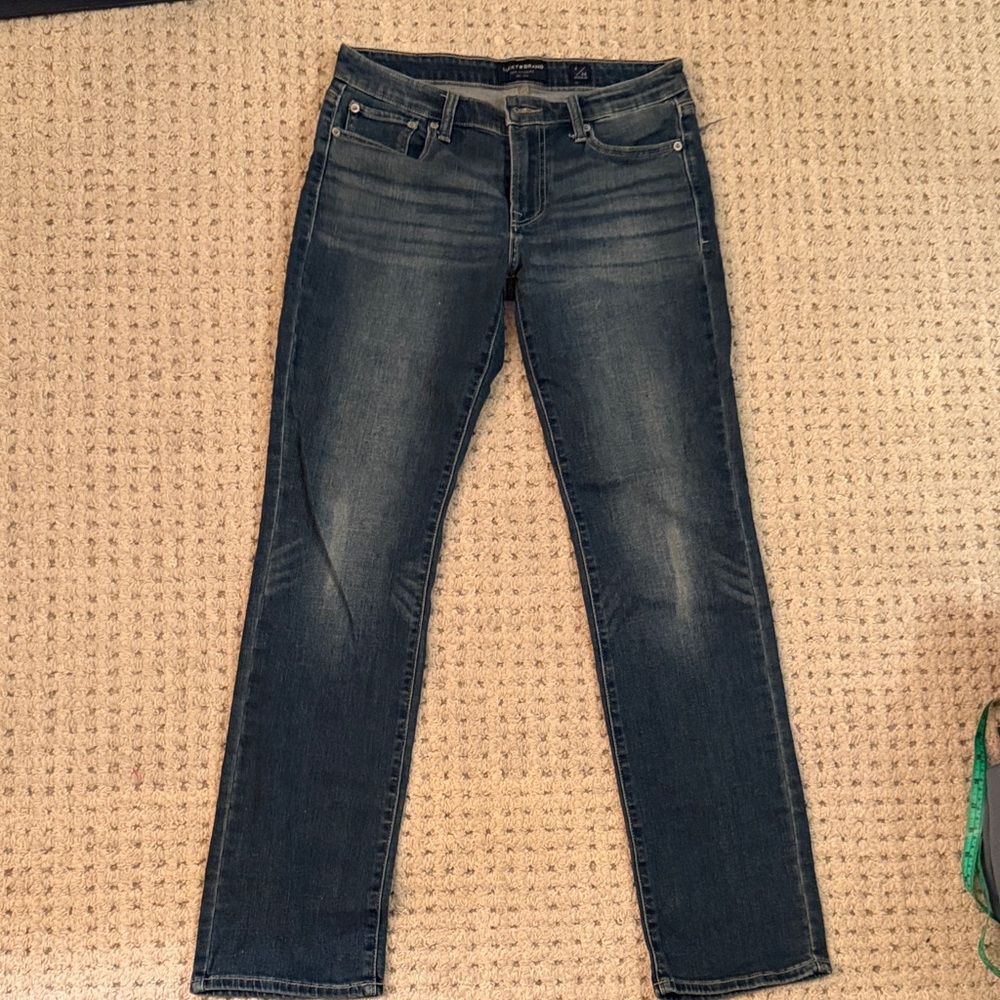 Lucky Brand Women's Dark Blue Sweet Straight Leg Jeans 6/28 Regular